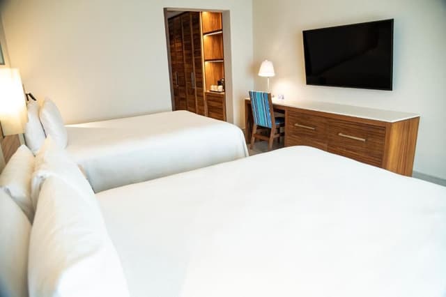 Habitación Doble con acceso directo a la piscina - Frente al mar - Solo adultos