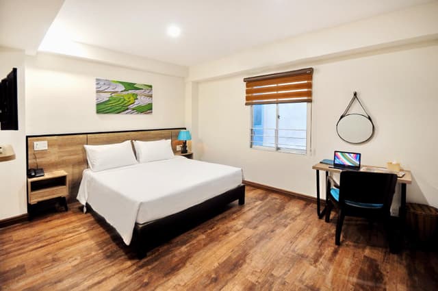 Standard Double Bed