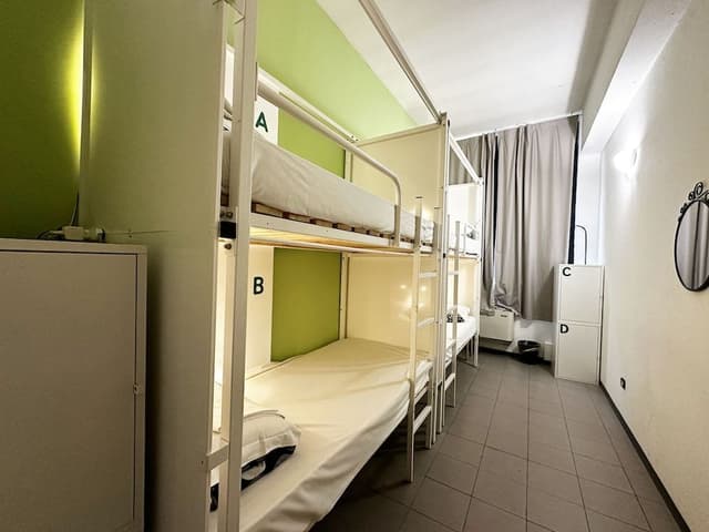 Shared Dormitory, Private Bathroom (6 people)