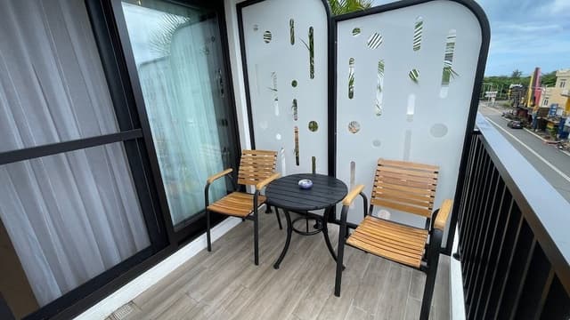 Double Room, Balcony