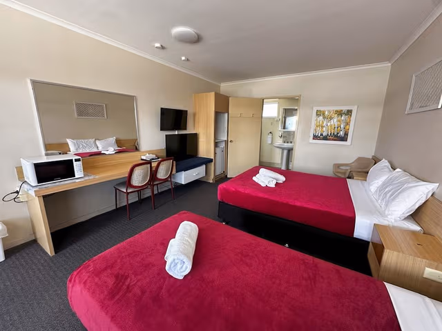 Standard Twin Room (Upstairs)