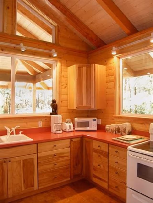 Volcano Mist Cottage