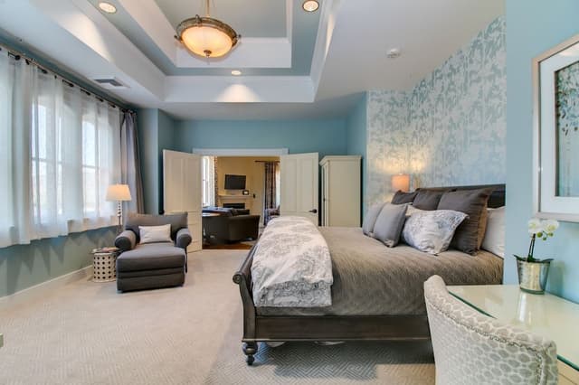 Suite, 1 King Bed (Hargadine)