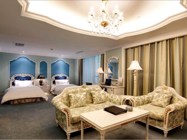Executive Room