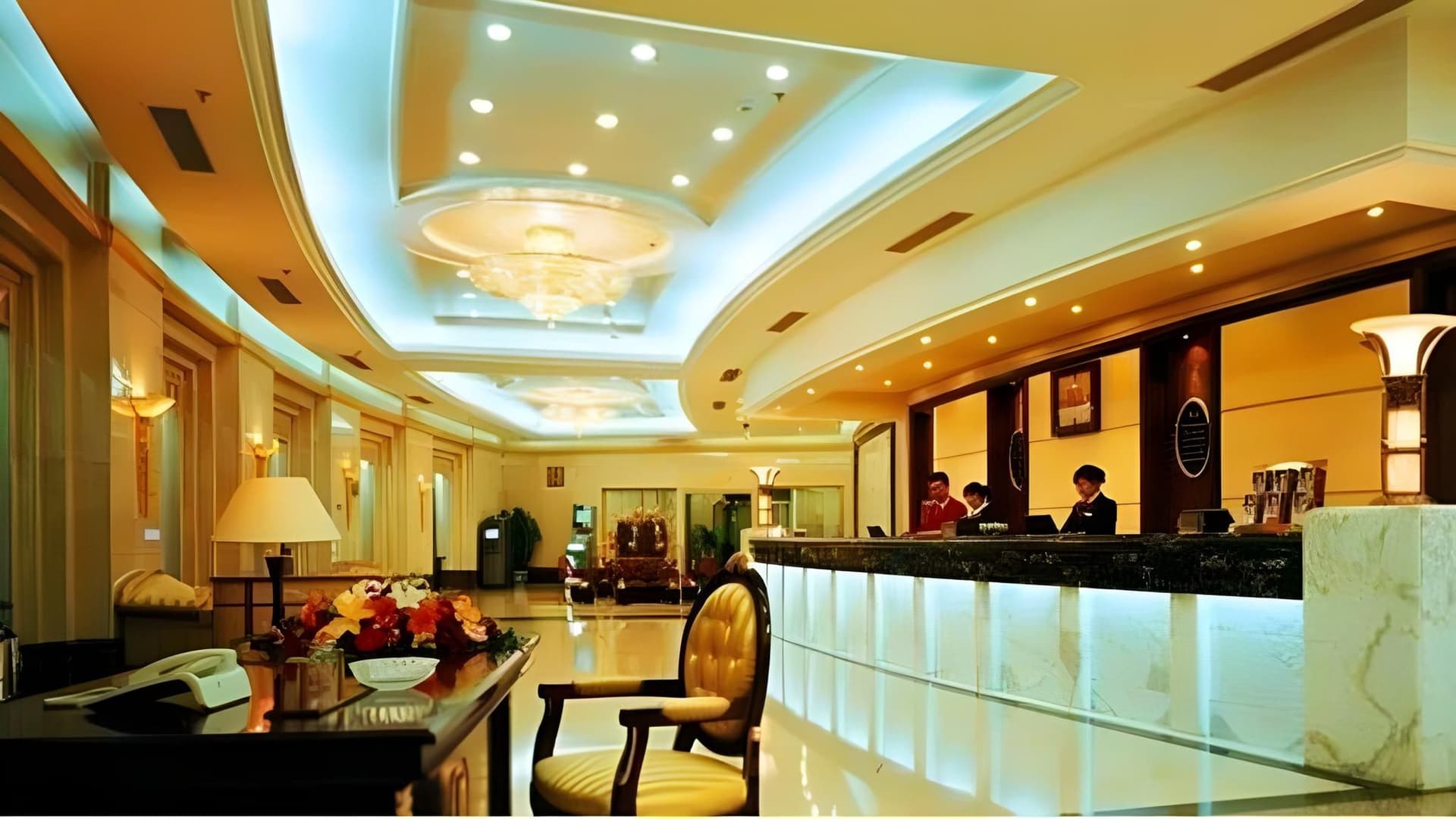 โรงแรมโกลเด้น คราวน์ เทียนจิน โรงแรมโกลเด้น คราวน์ เทียนจิน