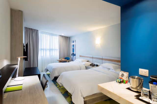 2 FULL BED BEACH VIEW NONSMOKING ROOM