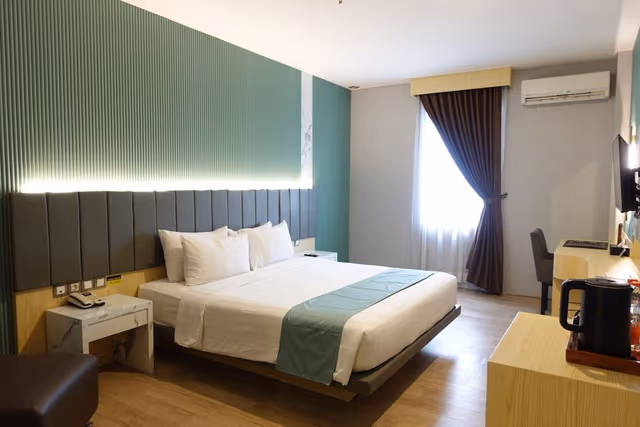 Grand Deluxe Room