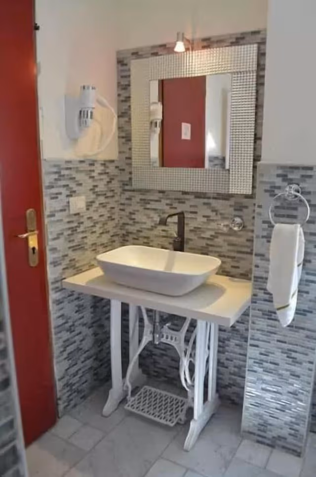 Double Room, Ensuite (max 3 people)