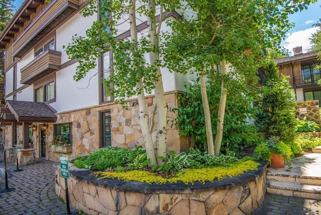 Condo, 2 Bedrooms