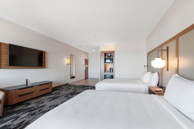 Suite, Multiple Beds, Partial Ocean View
