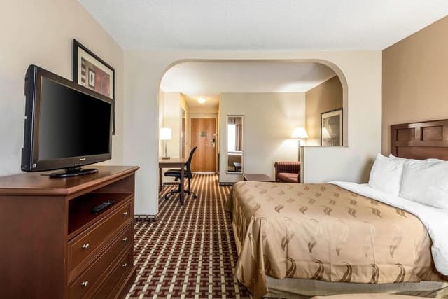 Suite, 2 Double Beds, Non Smoking