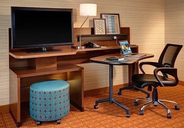 Suite, 1 King Bed with Sofa bed