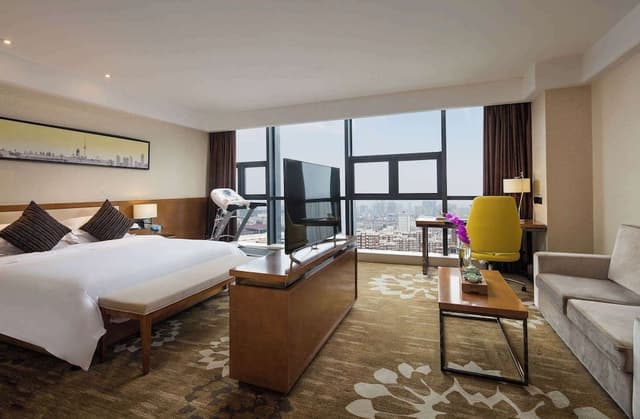 Suite, 1 King Bed, Non Smoking