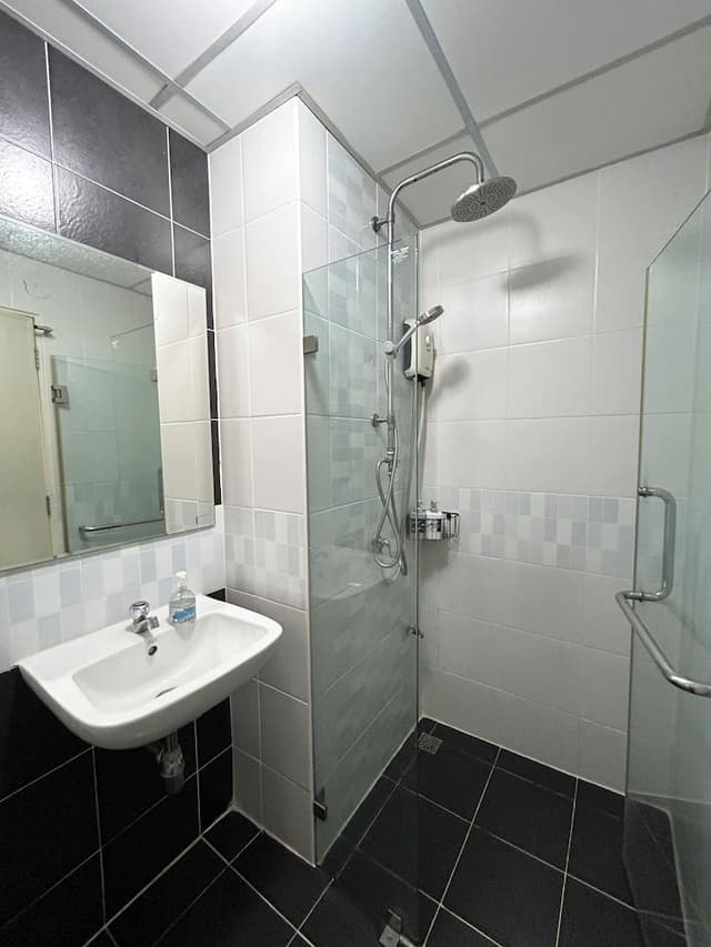Standard Double Room with Shower
