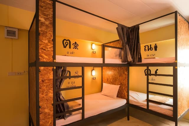 Private Room for 8 People with 4 Bunk Beds