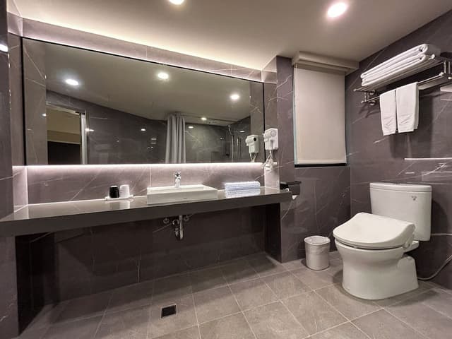 Regent Room