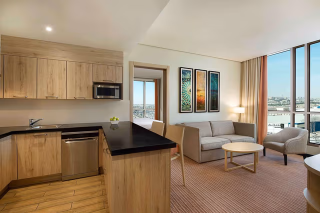 KING ONE BEDROOM SUITE