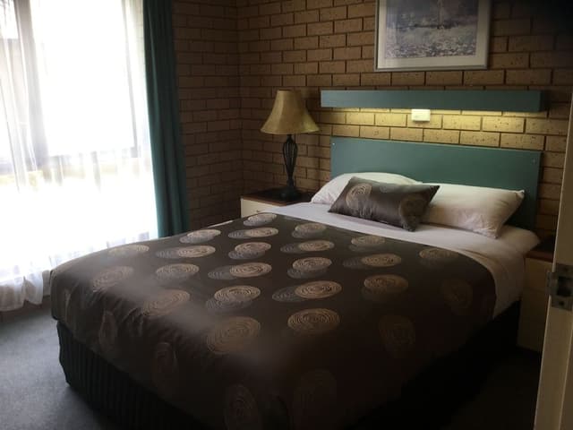 2 Bedroom Suite - Double Rate