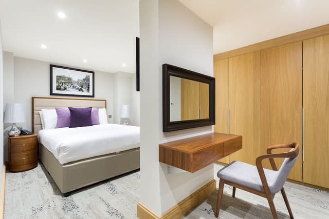 Luxury Apartment, 4 Bedrooms, Accessible
