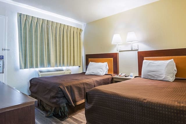 Standard Room, 2 Double Beds, Non Smoking
