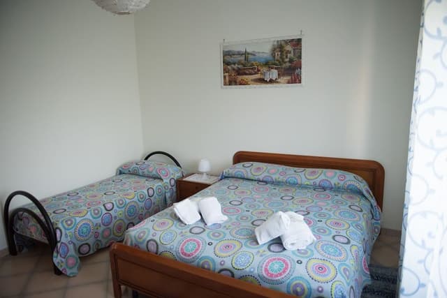 Classic Double Room, 1 Bedroom, Non Smoking, Mountain View