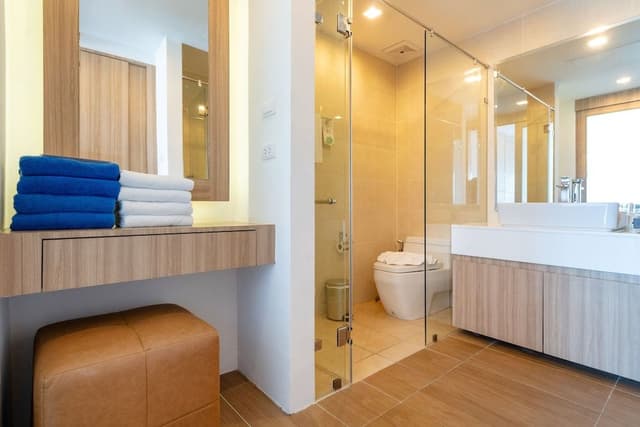Premier Suite with Jacuzzi