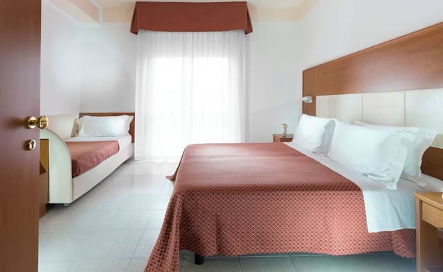Comfort Quadruple Room