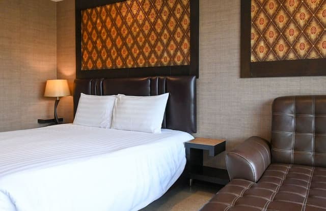 Deluxe Double or Twin Room, Pool View
