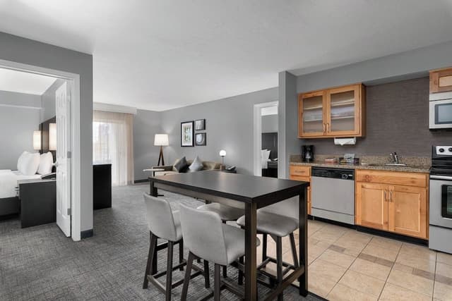 Suite, 2 Bedrooms