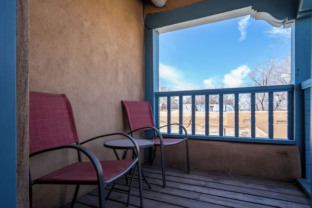 Condo (3 Bedrooms)