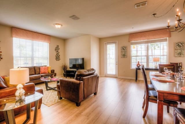 Apartment (3 Bedrooms)