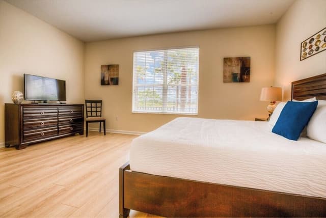 Apartment (3 Bedrooms)
