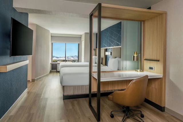 Room, Multiple Beds, Smoking (View)