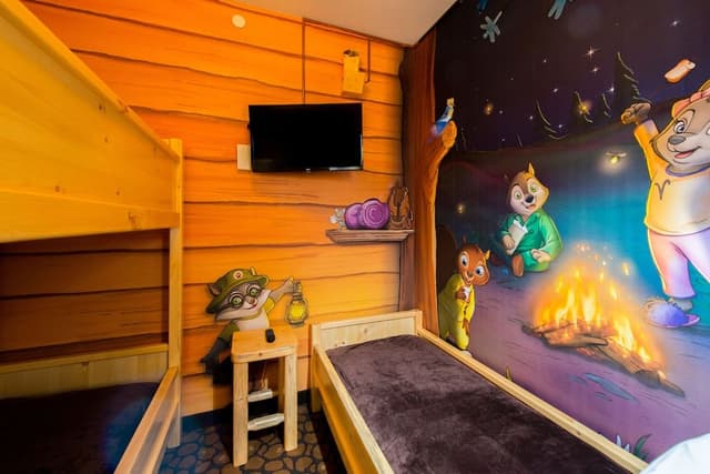 Kid Cabin - Water Park Included
