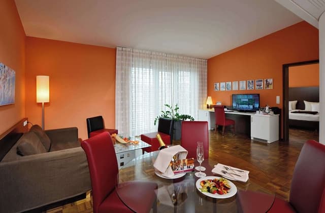 Suite, 1 Double Bed (Separate Living Room)