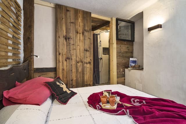 Classic Double Room, 1 Double Bed, Mountain View