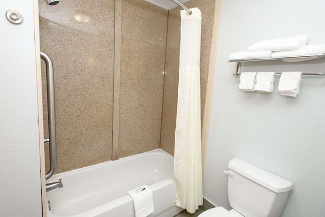 Room, 2 Queen Beds, Non Smoking