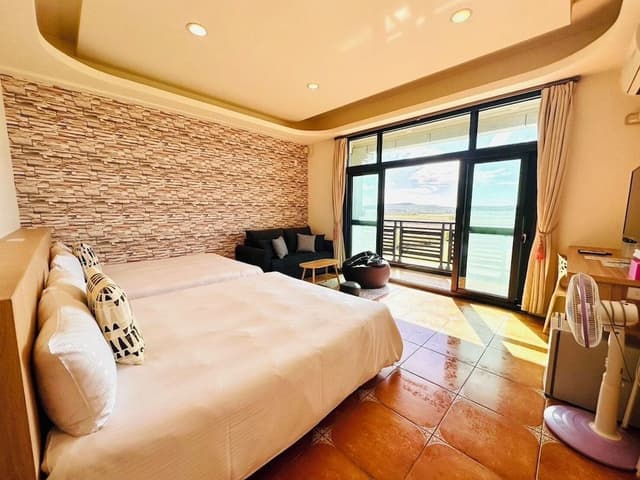 Standard Quadruple Room, Balcony