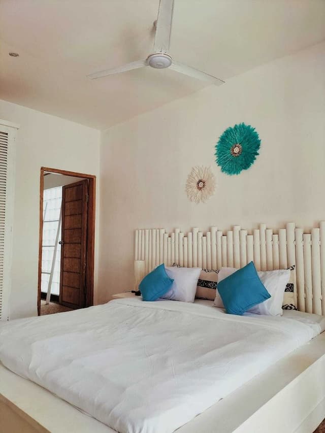 Superior Room, Pool View