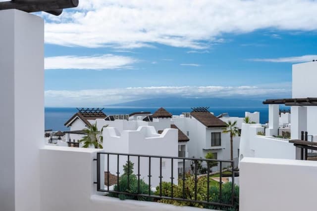 Two-Bedroom Suite with Spa Bath and Partial Sea View