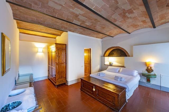 Deluxe Apartment, 1 Queen Bed, Hill View, Ground Floor
