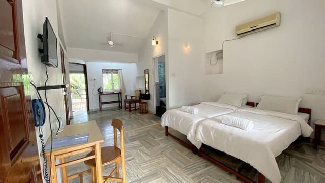 Deluxe Room, Garden View