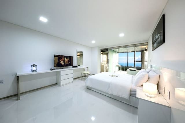 Single Room (Spa)