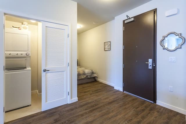 Luxury Apartment, 2 Bedrooms, Non Smoking, City View (52 with air mattress on request)