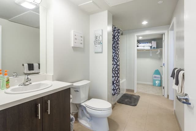 Luxury Suite, 1 Bedroom, Non Smoking (Suite 28 with air mattress on request)