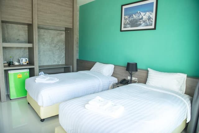 Standard Twin Room