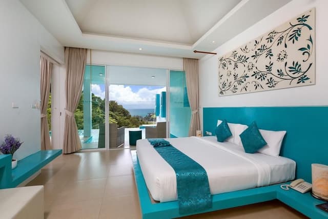 Partial Deluxe Sea View Pool Suite
