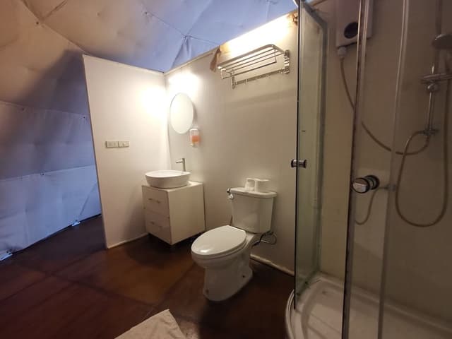 Deluxe Tent