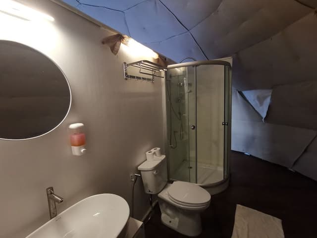 Deluxe Tent