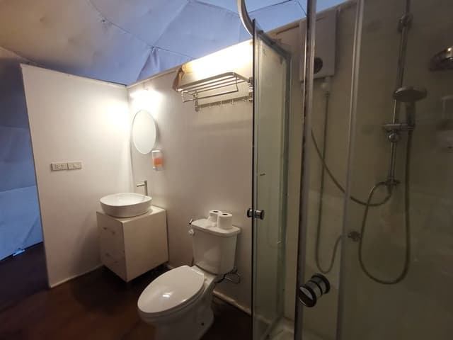 Deluxe Tent